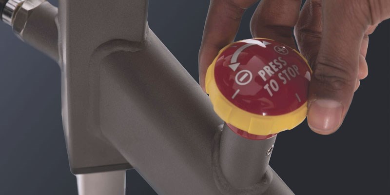 大型阻力控制旋鈕 大型、易於調整的阻力調整旋鈕，可緊急煞車和微小阻力調節