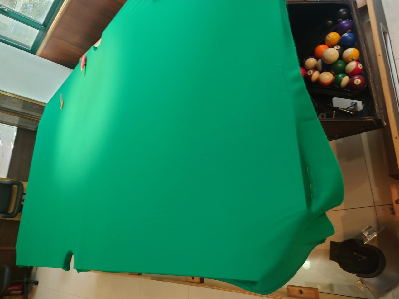 撞球檯布更換