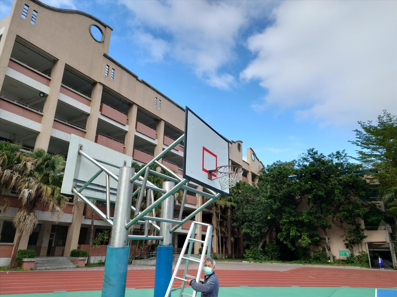 FRP玻璃纖維籃球板