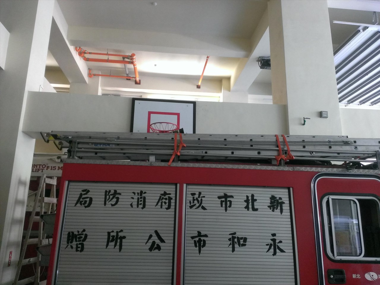 FRP玻璃纖維籃球板